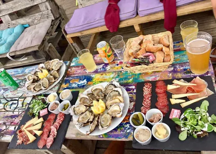 Maison Avec Piscine Chauffée Et Tennis, Proche - 4 Pers., - Fr-1-231-324